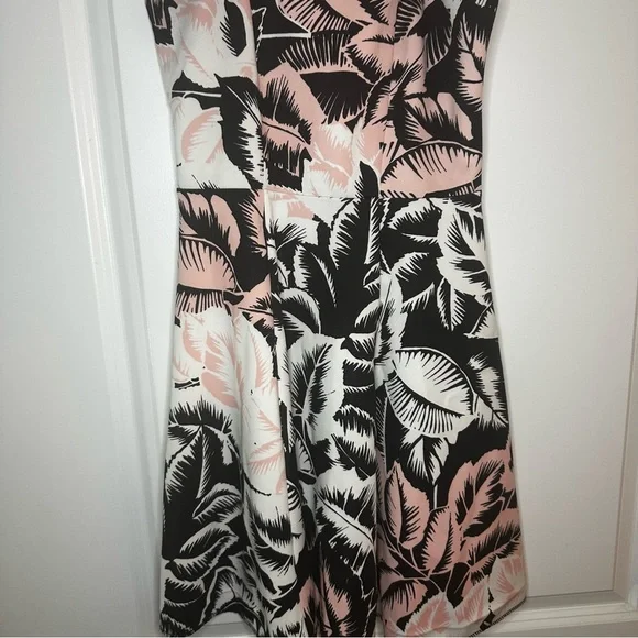 Express Palm Leaf Print Halter Dress | Size 0 | Tropical Fit & Flare - Picture 3 of 5